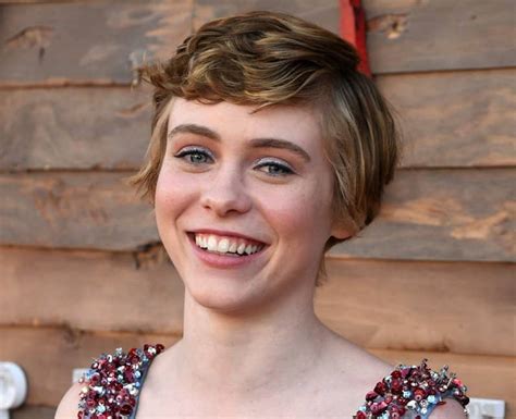 Sophia Lillis Actress, Bio, Age, Height, Boyfriend,。